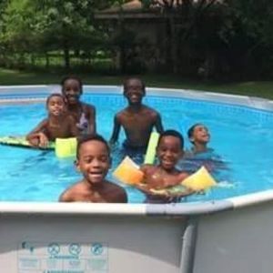 Meet your Posher, Damond